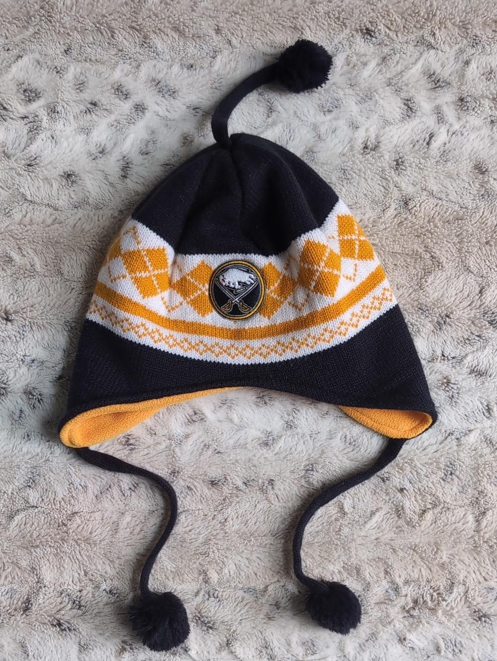 NHL Officially Licensed Buffalo Sabres Fleece Lined Earflap Beanie Hat